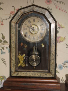 Deb $150 New England shelf clock c. 1850