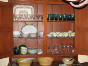 Formal dining set green water glasses